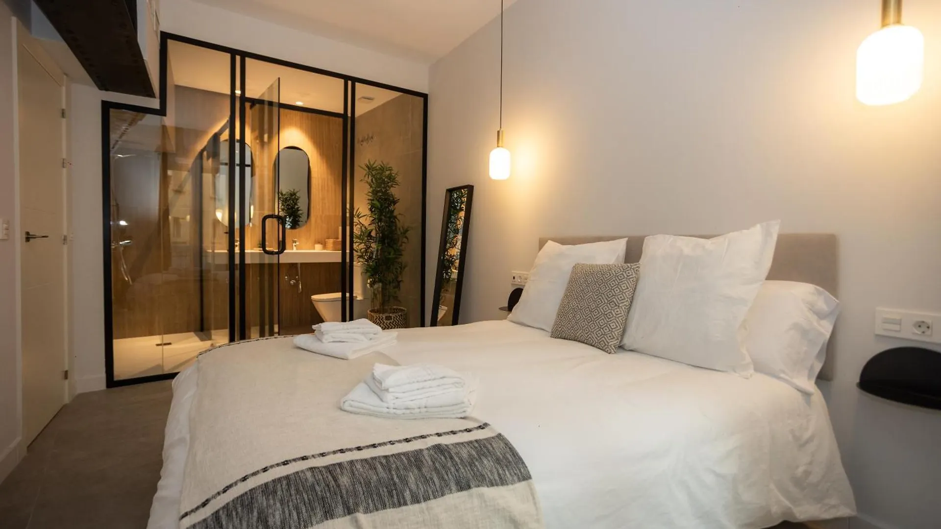 Diana Suites 23 location